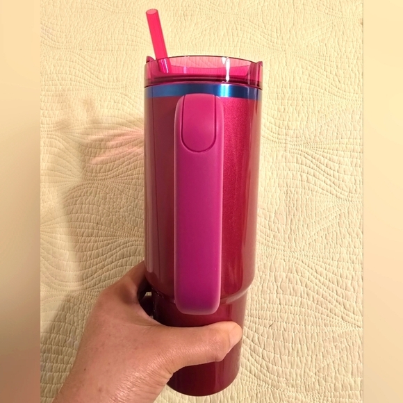 NIB Stanley Berry Truffle Limited Edition Valentines H20 Quencher Tumbler 30 Oz - Picture 11 of 11